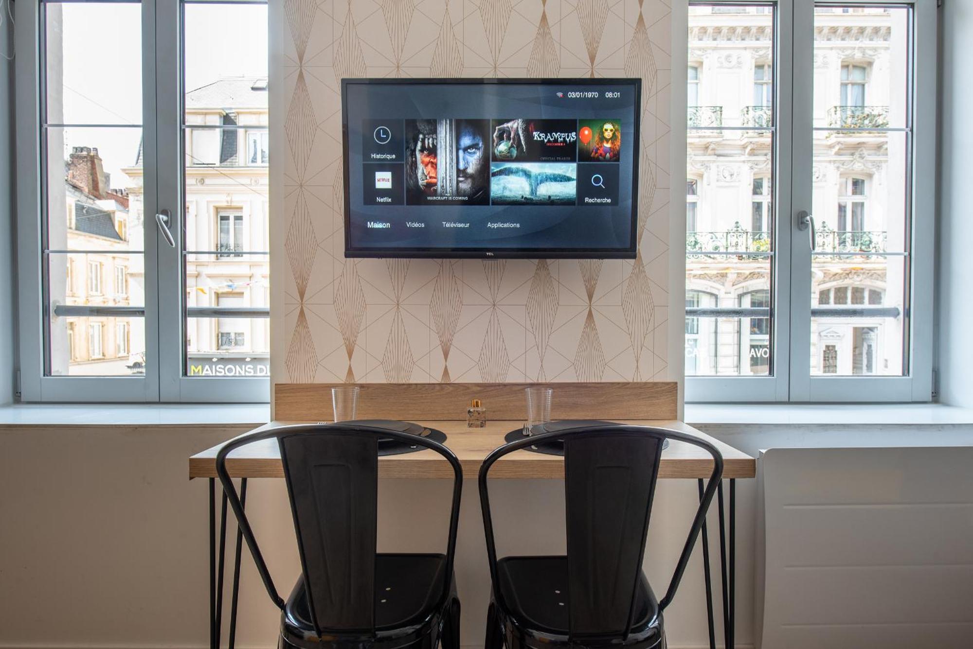 Au Nouveau Boulonnais - 4 Appartements Charmants Pour Couples, Familles Et Groupe D'Amis, Vieille Ville Et Centre Ville De Boulogne Sur Mer ภายนอก รูปภาพ
