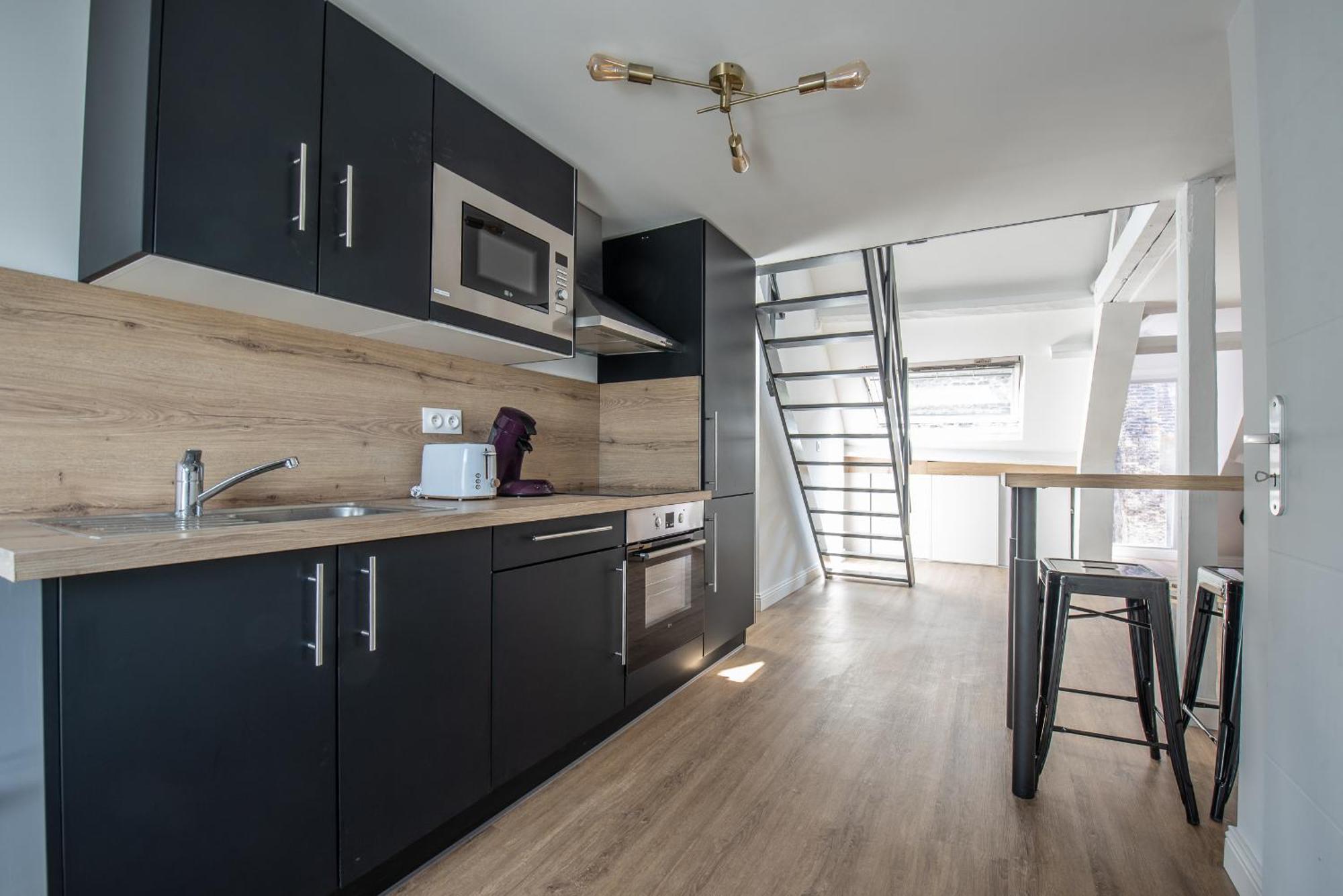 Au Nouveau Boulonnais - 4 Appartements Charmants Pour Couples, Familles Et Groupe D'Amis, Vieille Ville Et Centre Ville De Boulogne Sur Mer ภายนอก รูปภาพ