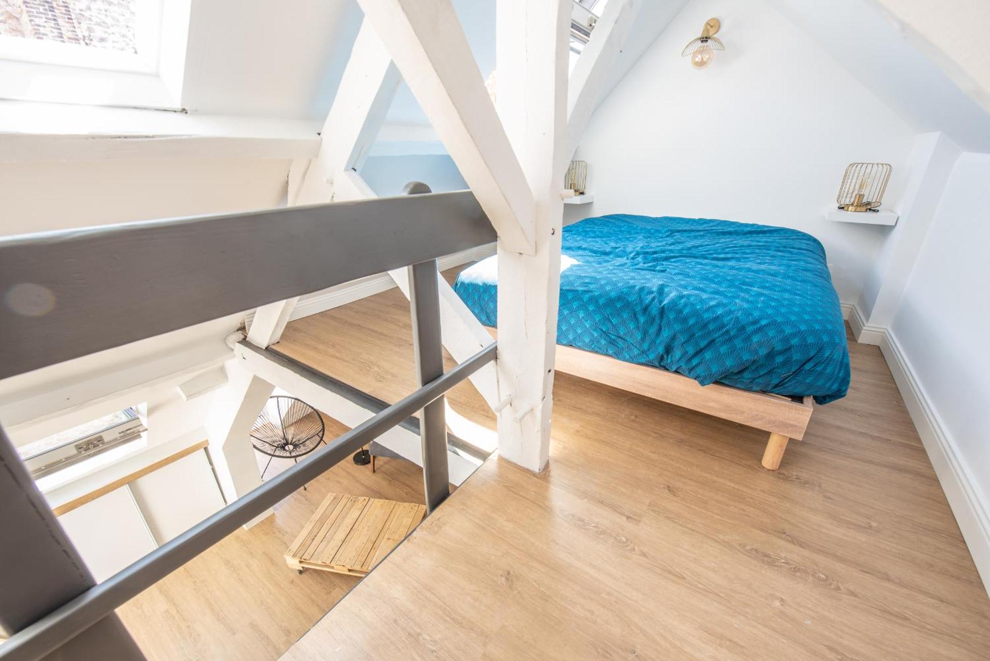 Au Nouveau Boulonnais - 4 Appartements Charmants Pour Couples, Familles Et Groupe D'Amis, Vieille Ville Et Centre Ville De Boulogne Sur Mer ภายนอก รูปภาพ